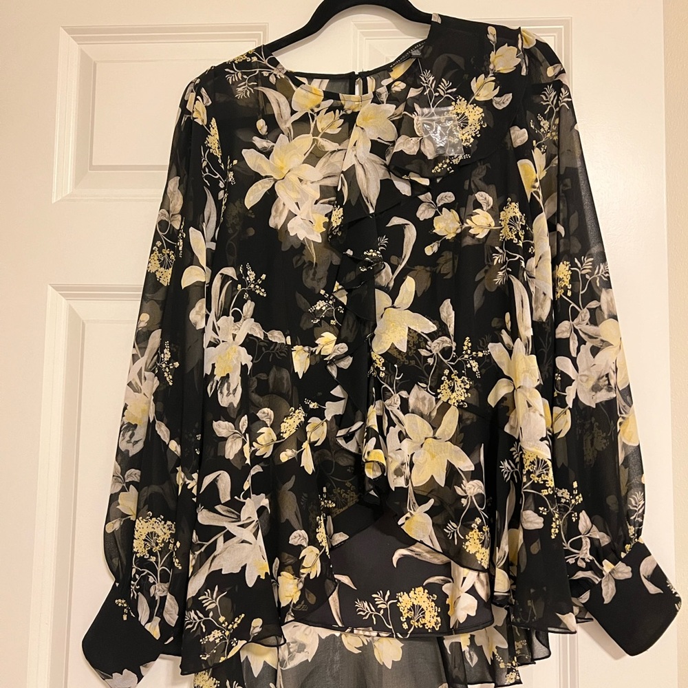 NEW! White House Black Market Blouse